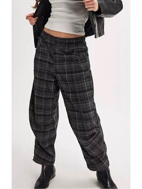#770 Free People Nice Choice Pull On Plaid Pants Up Pants Midnight Combo Small